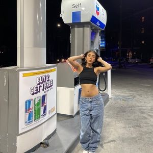 Meet your Posher, Mya